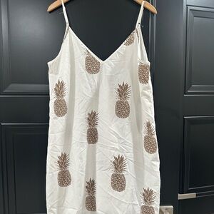SHEIN Curve Ivory Dress with Brown Leaf Print